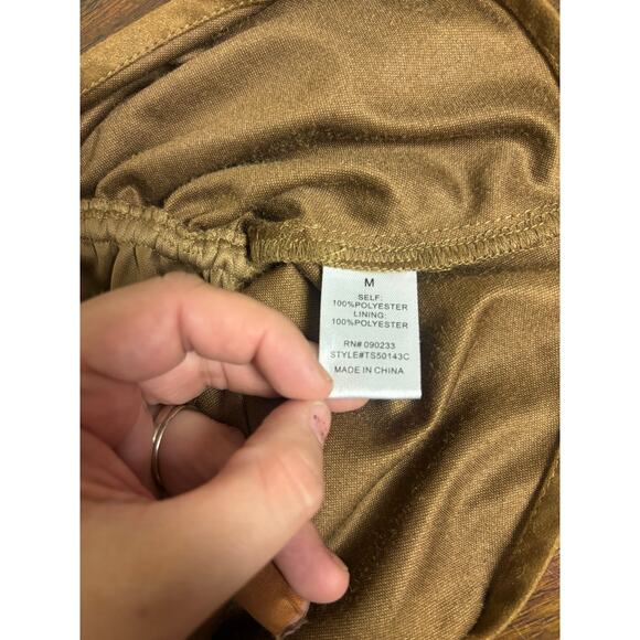 Your Favorite by PacSun Brown Suede-Style Halter Peplum Top – NWT – Size M - Picture 7 of 9